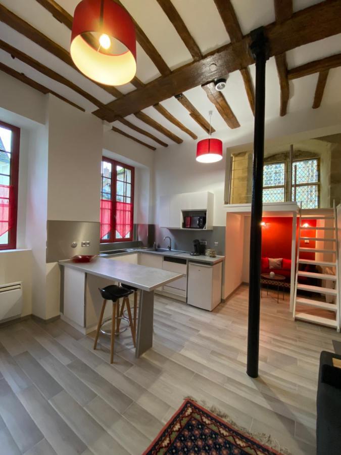Le Gite De Lancelot Avec Balneo City Center Sens Kültér fotó